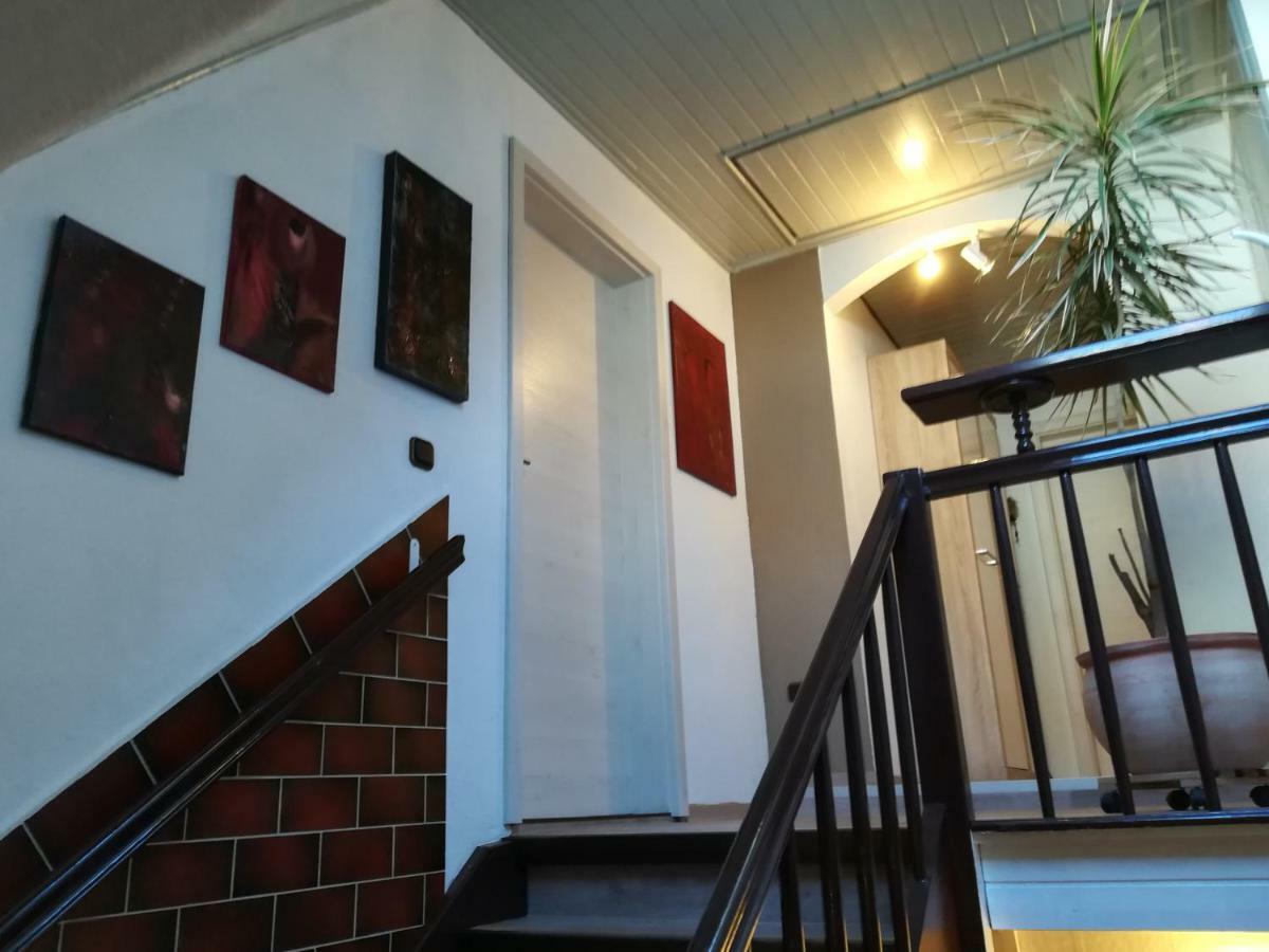 Die Galerie - Ferienwohnung Merkendorf  المظهر الخارجي الصورة